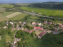 Prodej  zemědělské usedlosti 4 000 m², pozemek 10